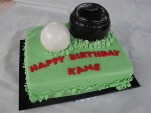 Lawn bowls cake