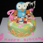 "Hoot" cake